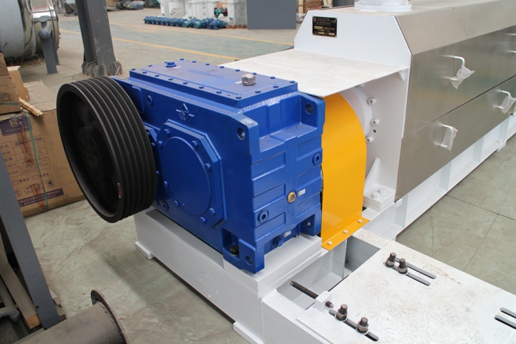 ZX type screw oil press(图4) ZX type screw oil press(图4)